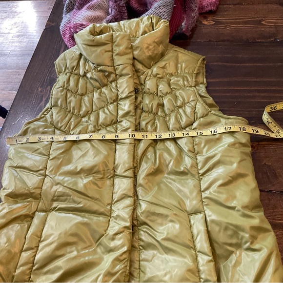 IZOD Olive Green Puffer Jacket - Picture 8 of 9